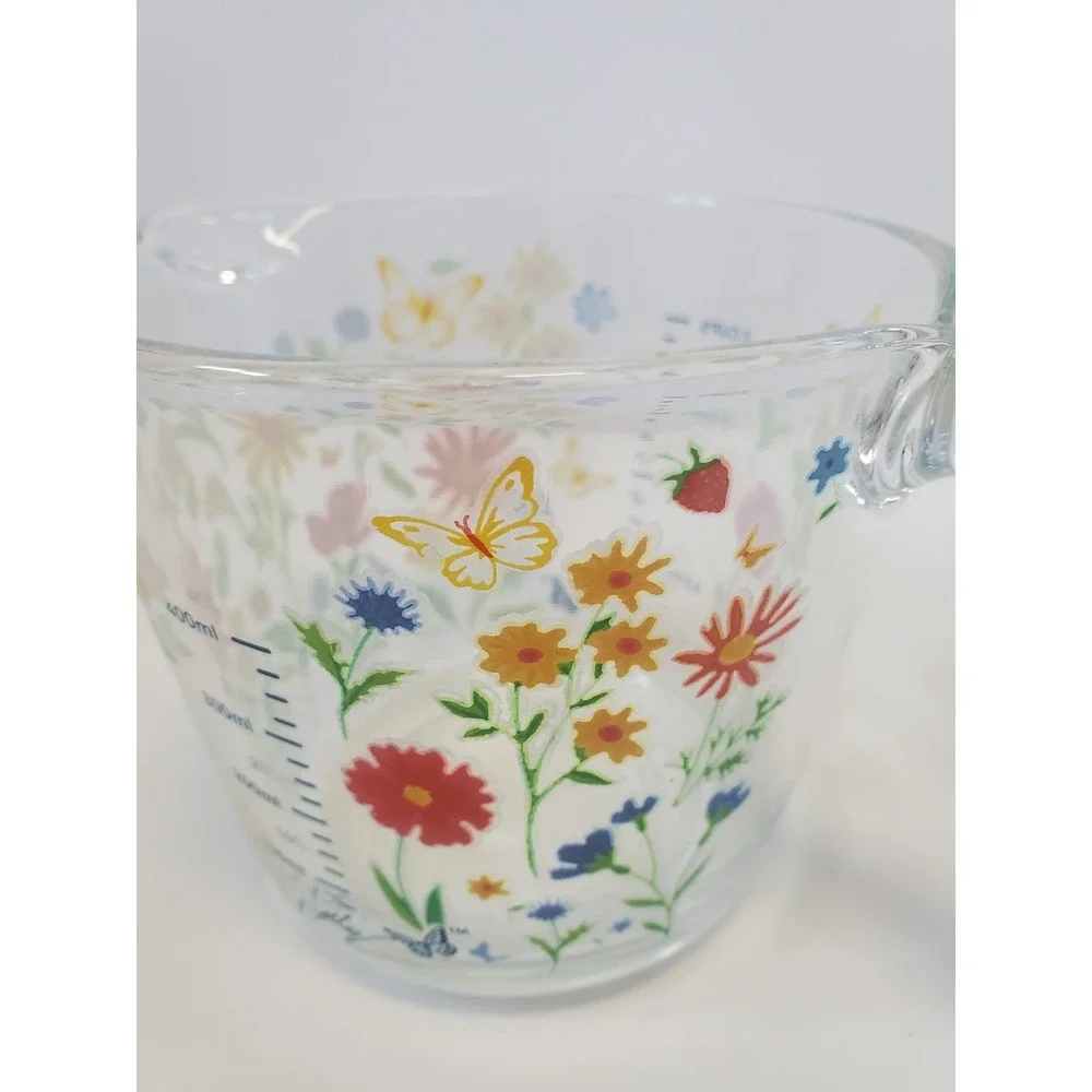 Dolly Parton Limited Edition Floral Wildflower Print 2 Cup Glass Measuring Cup